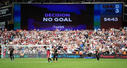 تقرير.. في ظهوره الأول.. كيف أثر الـ VAR في الجولة الافتتاحية لبريميرليج؟